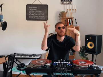 HUGEL – Make The Girls Dance RADIO 001 • Live