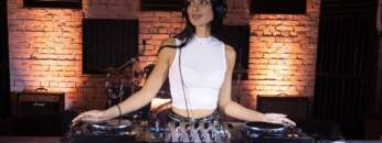 Korolova LIVE @ Beatport Daylight Session by Area Gray /