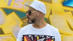 Roger Sanchez – live from Miami (We Dance As One
