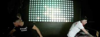 Zahni vs EntzugszKlinique • ELLEN NOIR