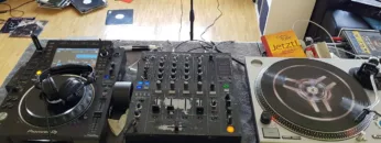 Minupren Live von Zuhause – Vinyl vs. Digital – Oldschool