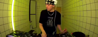 Awkwardly Social – Bakey | HÖR – Mar 31 /