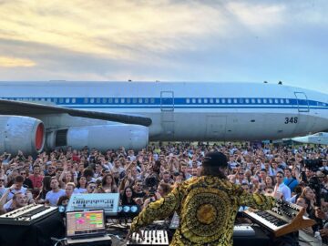 Reinier Zonneveld live at the State Aviation Museum in Kyiv,