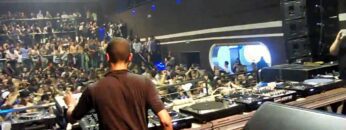 Jeff Mills play  The Bells  ultimo disco