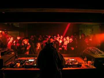 techno-party-featured-14.jpg