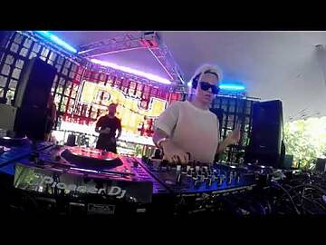 Sam Divine – Live Set Miami Music Week (djmag Pool