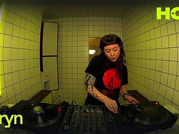 SEELEN – Auryn | HÖR – April 14 / 2026